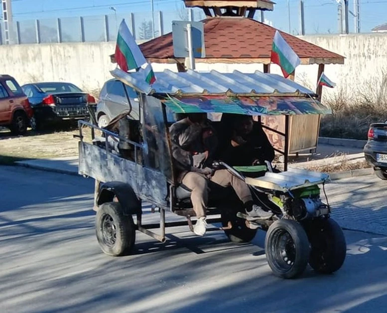 В Пловдивско не вярват на очите си: Кой ги контролира тези? СНИМКИ