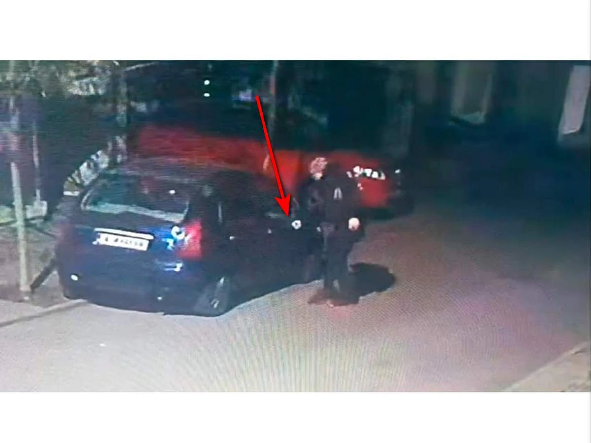 Не паркирайте на тази улица в Бургас, ако искате колата ви да остане здрава