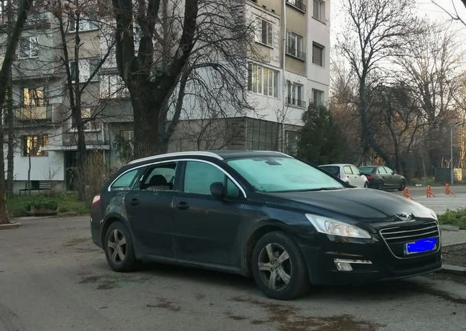 Масово трошат и чупят коли в София, ето къде са извършени нападенията СНИМКИ
