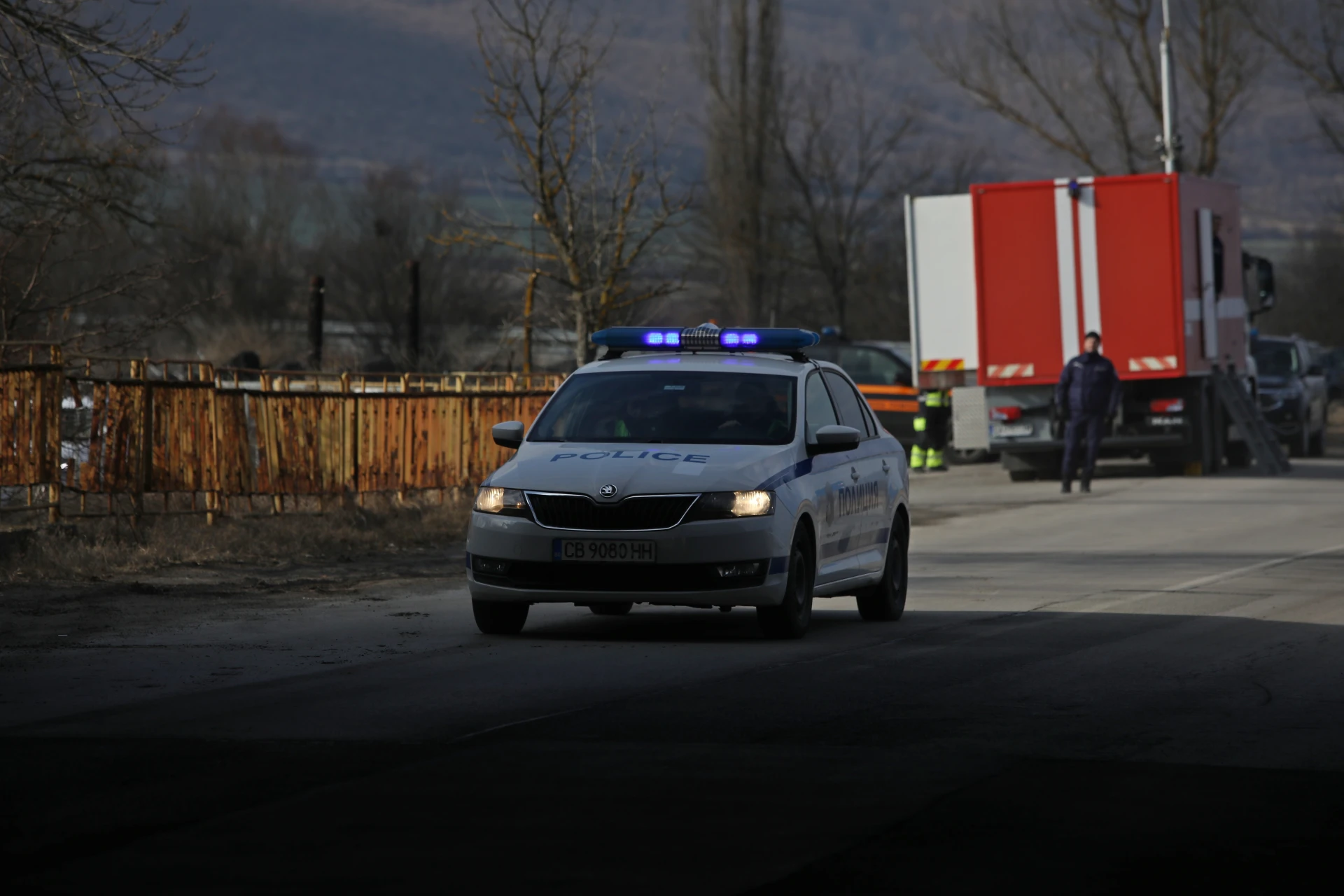 Нечувано зверство в новогодишната нощ смрази България! Мъж изнасили приятел, върза го със свински опашки, а после...
