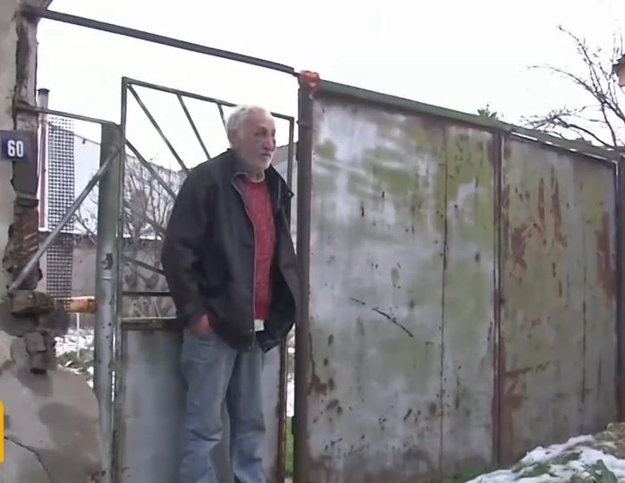Безумие в Лясковец! 36 г. мъж влезе в дома на дядо на преклонна възраст, преби го зверски за 80 лв., а после...