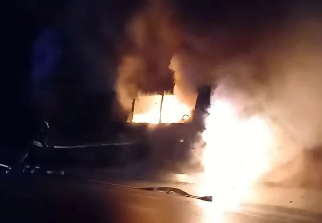 Огнен ад: ТИР избухна в пламъци във Врачанско