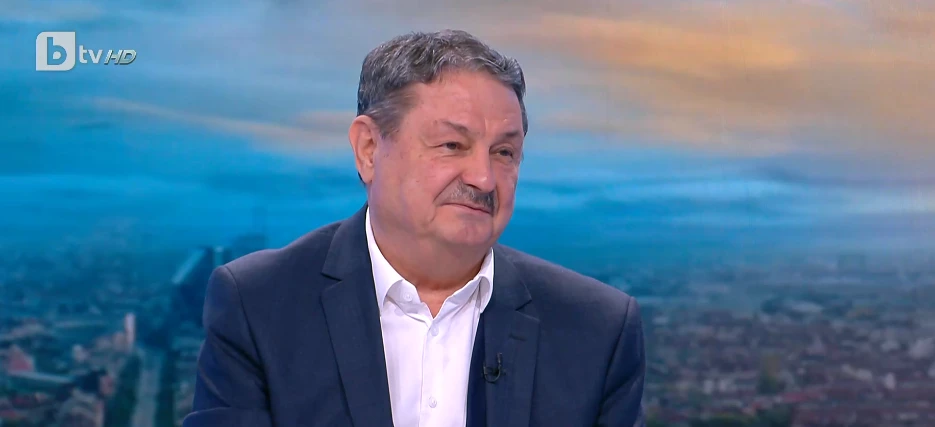 Проф. Рачев предупреди: Страшно е, става все по-топло!