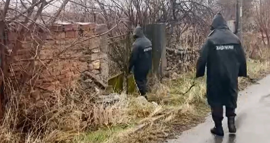 Всички молитви са към Конаре: Лъч надежда в издирването на 13-г. Ники