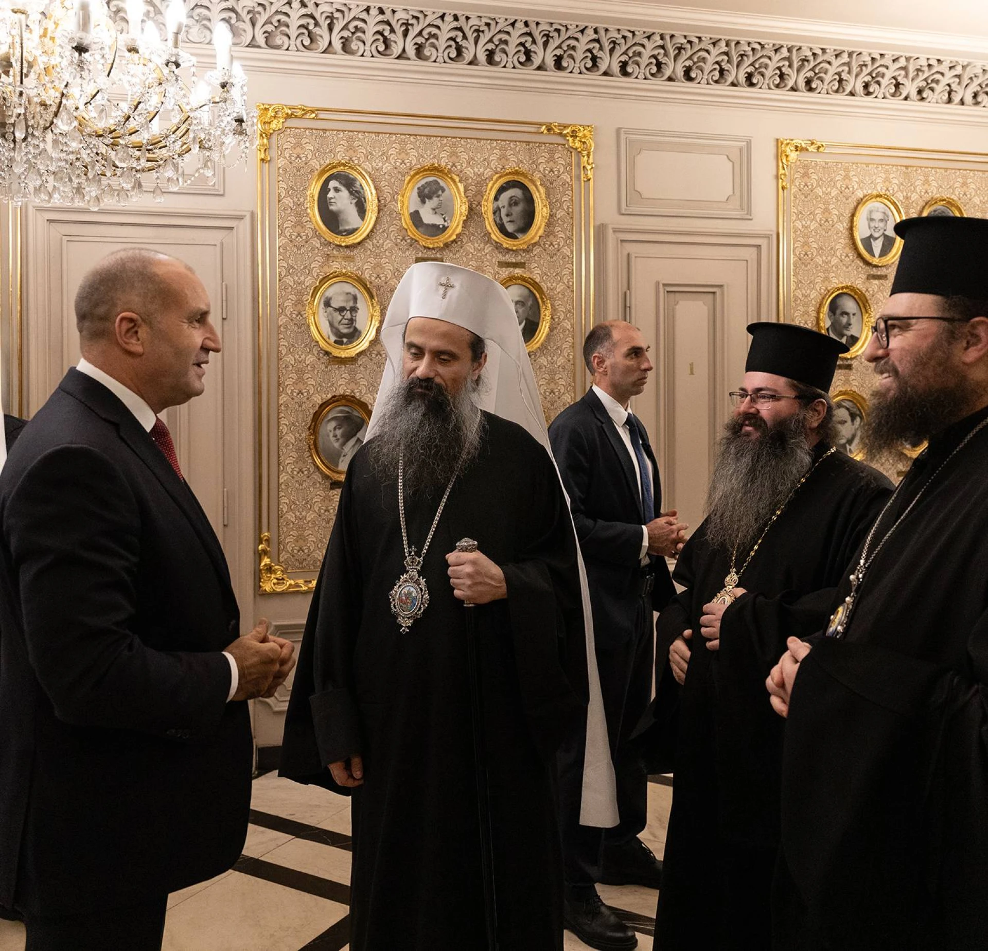 Румен Радев просълзи мрежата с тези думи