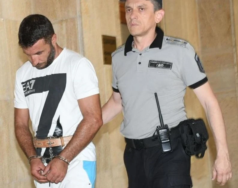 Цяла България застина след това убийство в Слънчев бряг заради фаталната Ивет и 50 лв. СНИМКИ