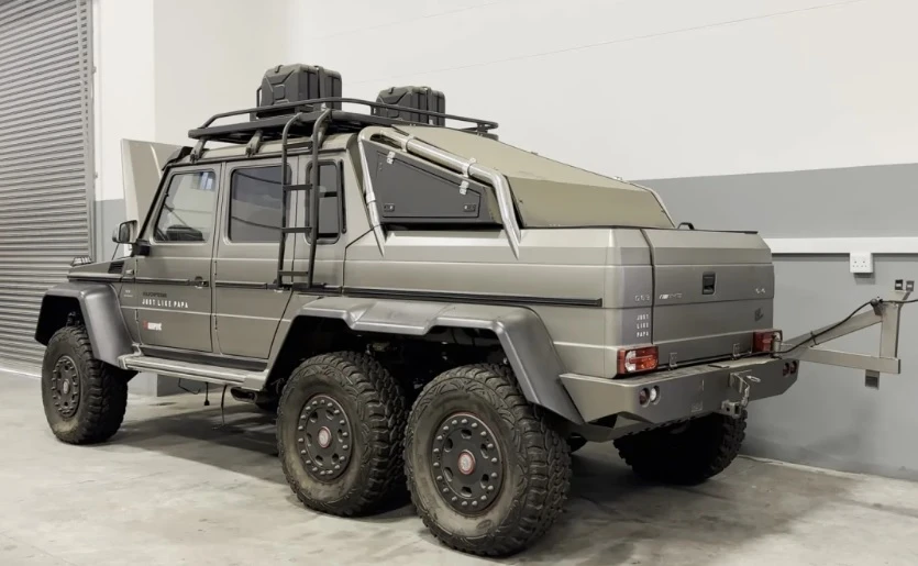 Уникално: Откриха изоставен на улицата Mercedes-Benz G63 AMG 6X6 ВИДЕО