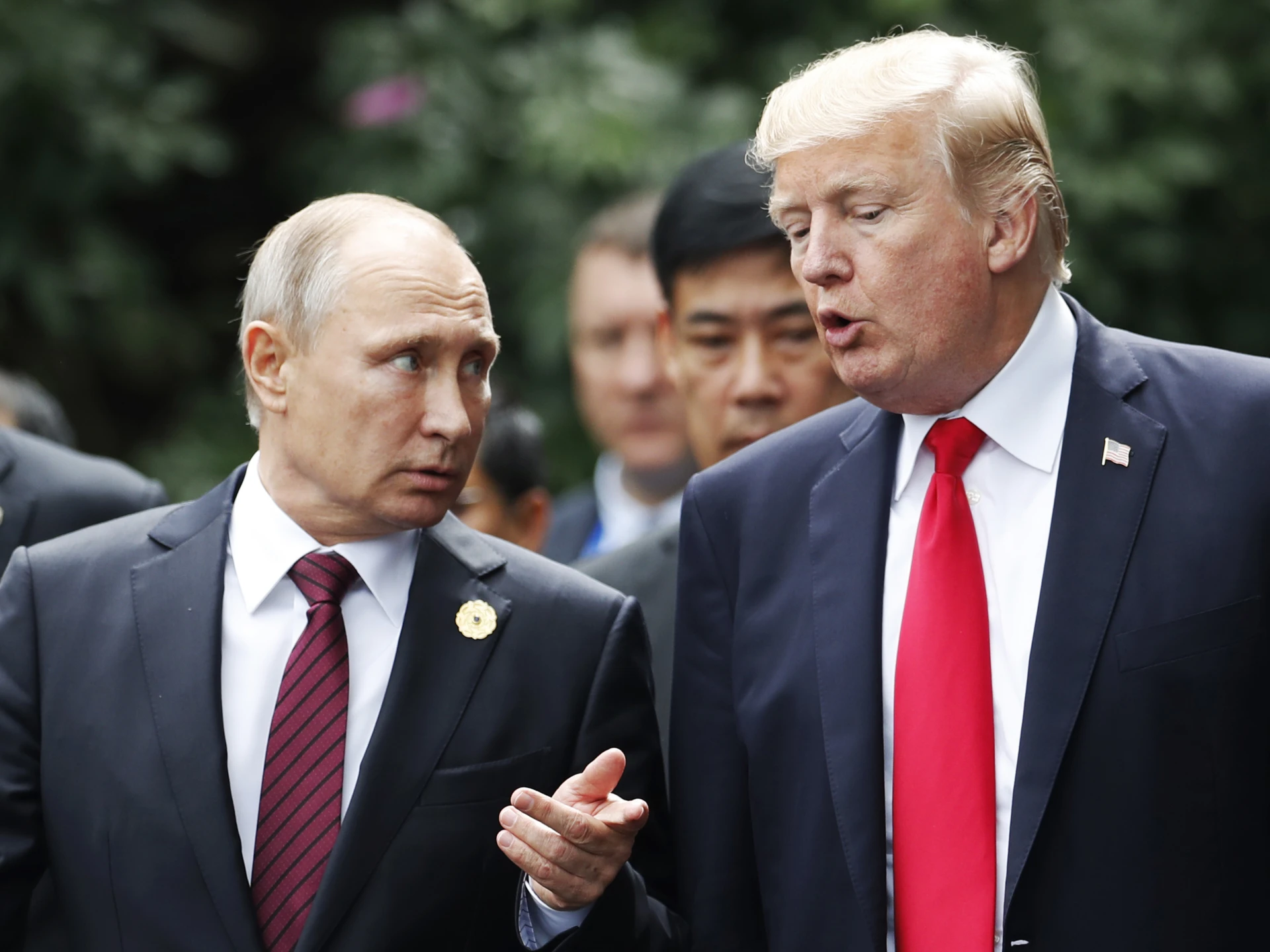 Шамани предсказват зловещ съюз между Путин и Тръмп, идва Трета световна война! ВИДЕО