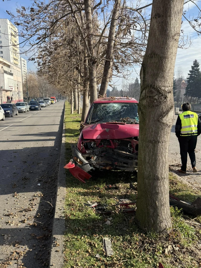 Зверска катастрофа в Кюстендил! Тези СНИМКИ ще ви ужасят 