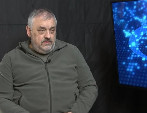 Синът на Луканов алармира за нещо страшно с децата ни заради влизането в Шенген 