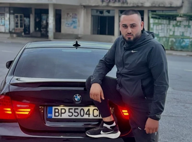 Нахалство не за сефте: Людмил яхна баварец и засне ВИДЕО как фучи с над 200 км/ч