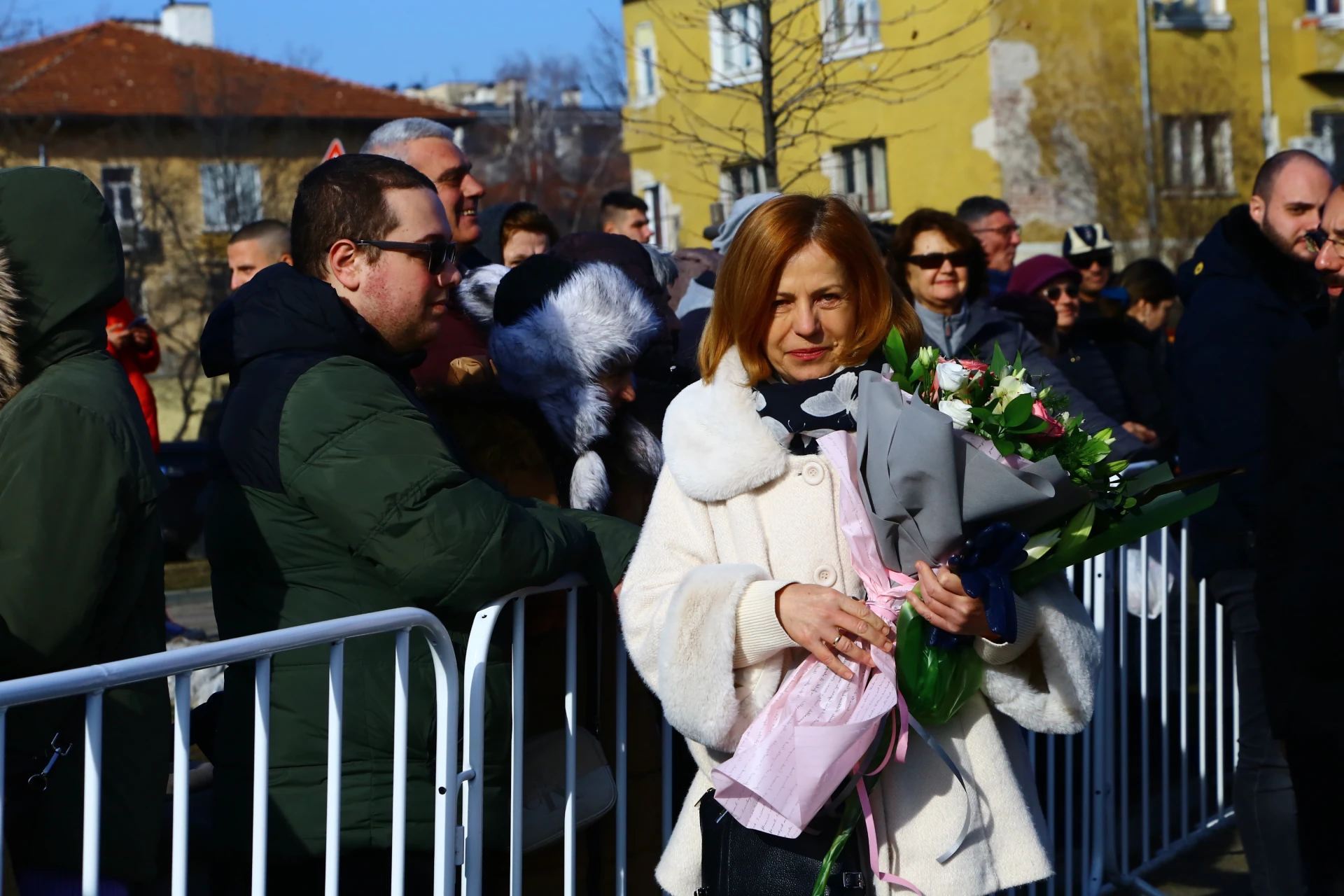 24 г. Ники спаси кръста в езерото в кв. "Дружба" СНИМКИ