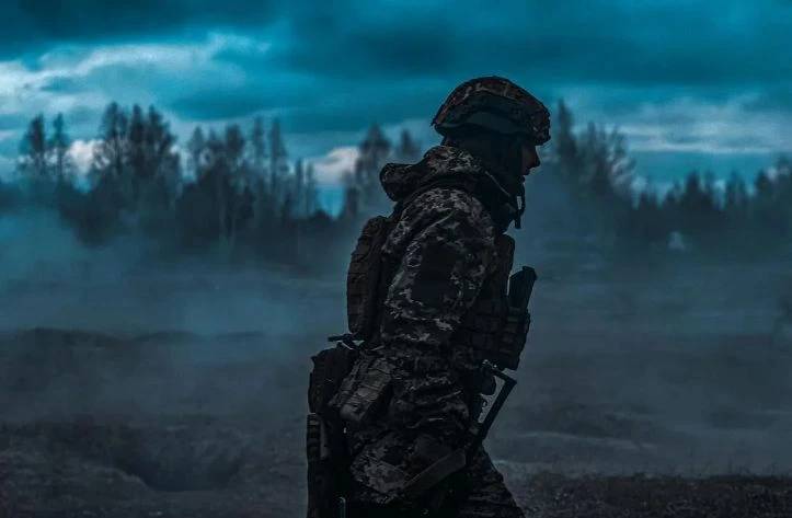 Киев удари Донецк, има ранени ВИДЕО