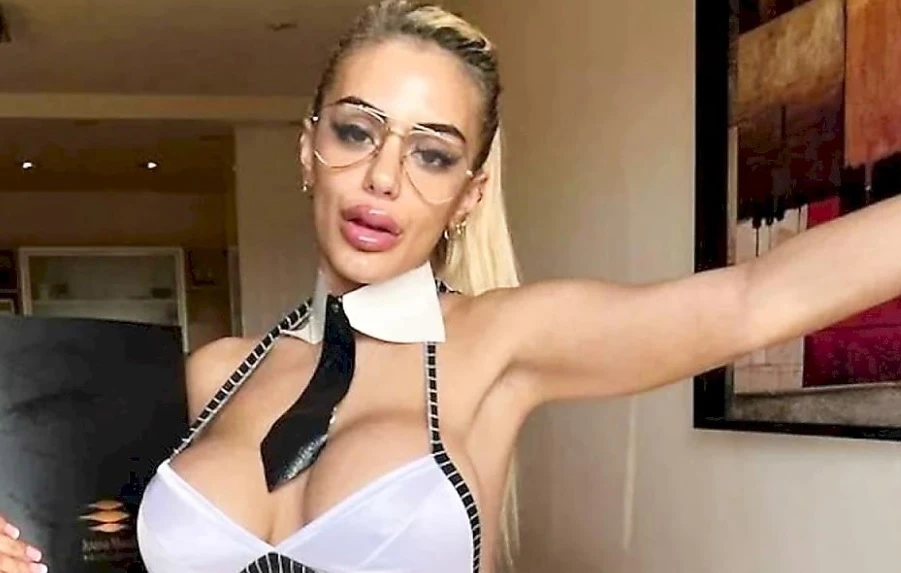 Известна блогърка бе пребита от приятелки заради хотелска стая ВИДЕО 18+