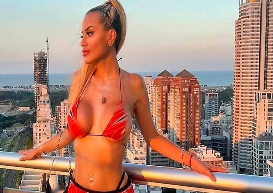 Известна блогърка бе пребита от приятелки заради хотелска стая ВИДЕО 18+