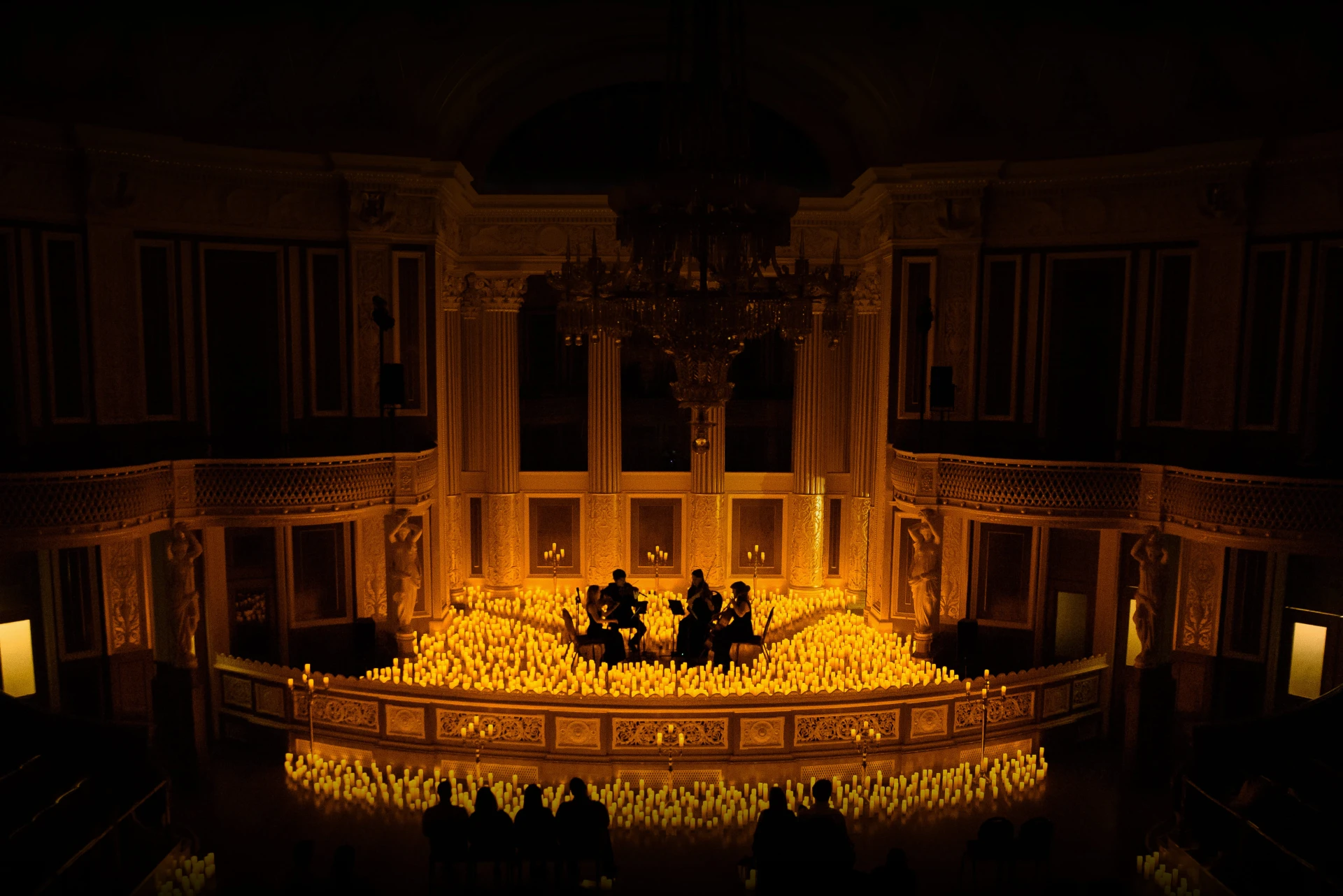  Поредицата концерти Candlelight на Fever пристига в България