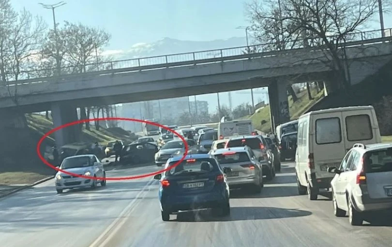 Много лоши новини от "Пирогов" за ранения при надлез "Надежда" младеж