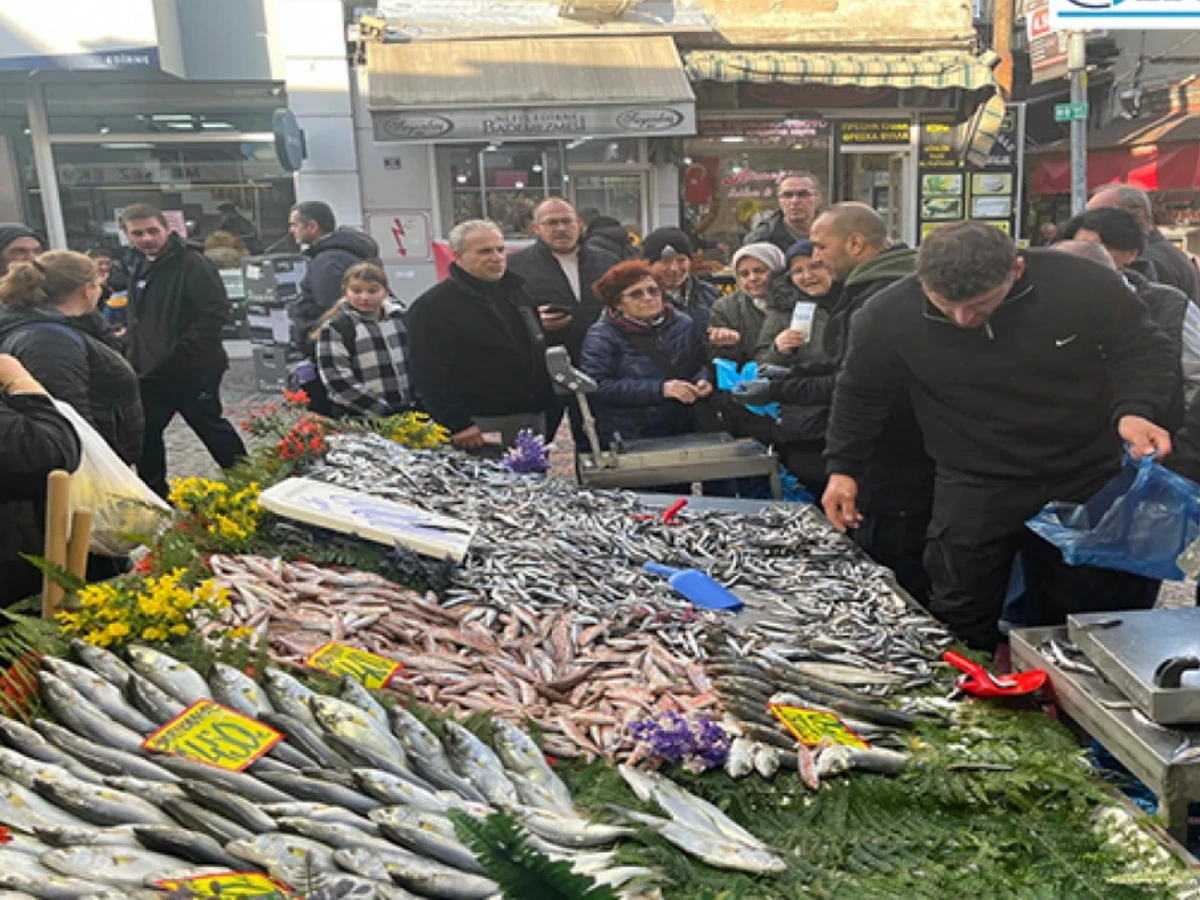 Българите нахлуха като хуни в Одрин и изкупиха тази стока 