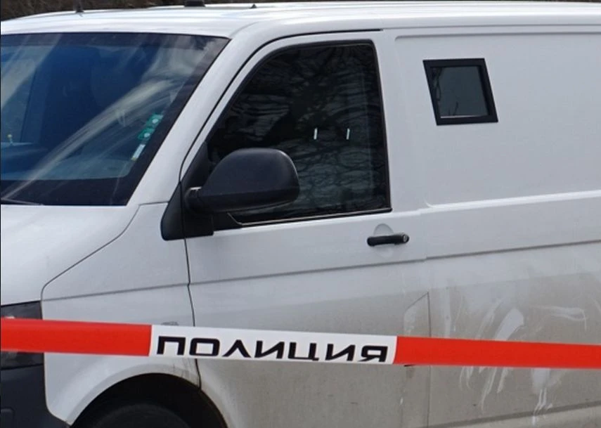 Пълен шок! Шофьор на инкасо в Разградско направи нечувано меле, а последвалото е още по-скандално