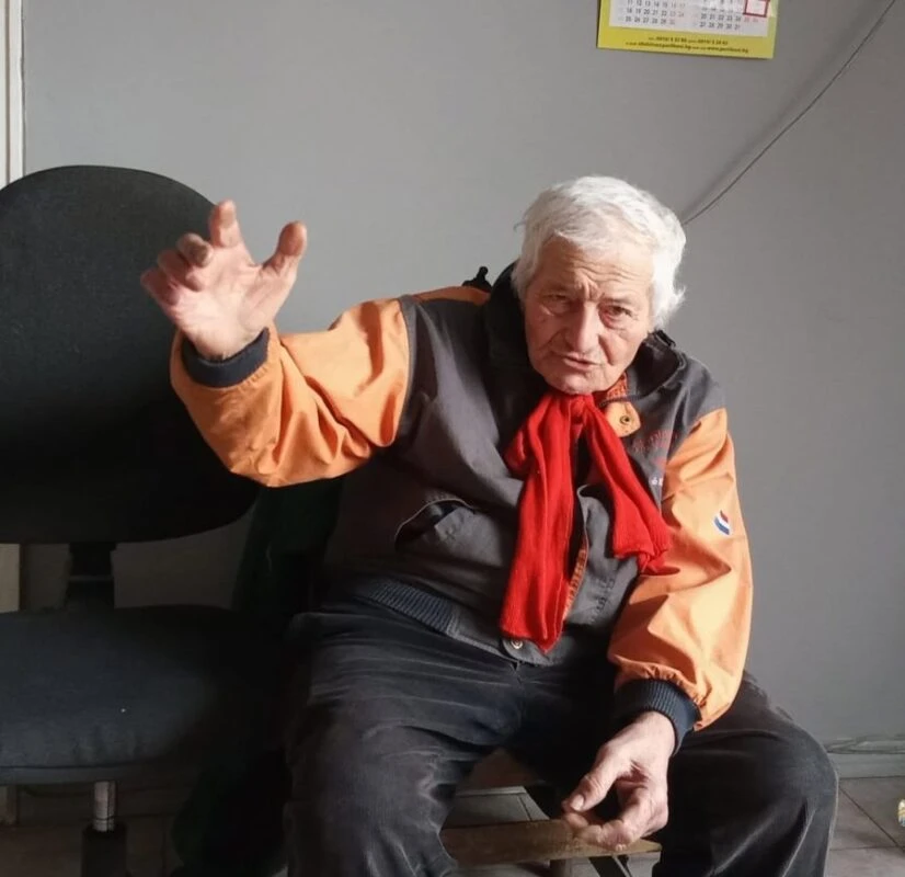 Наш поет написа писмо до Доналд Тръмп и Мелания, тези стихове ще разчувстват дори Байдън СНИМКА