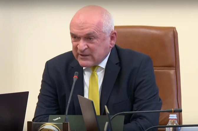 Главчев с първи думи за кабинета „Желязков“ и отсече да се сложи край на...