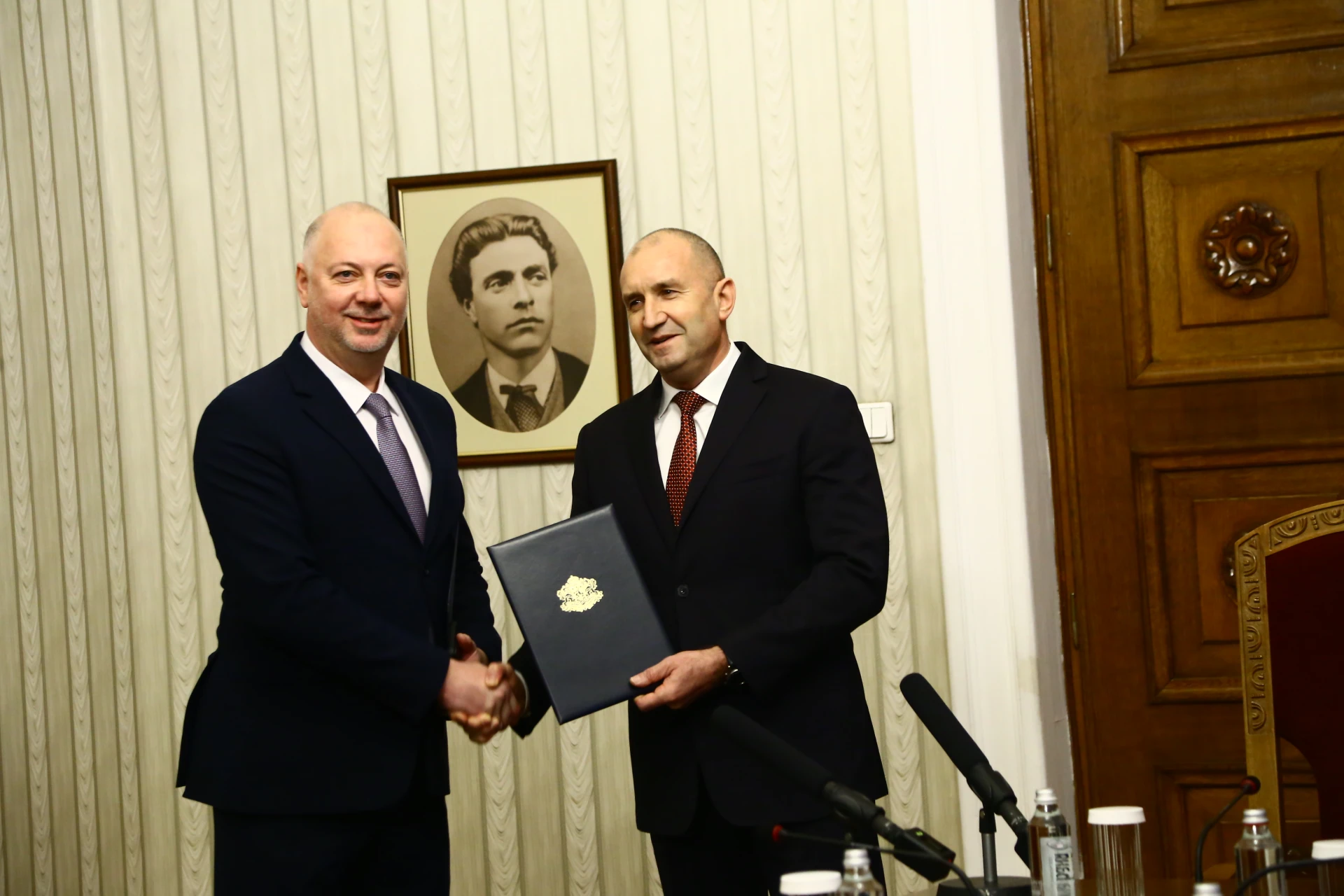 Извънредна новина от "Дондуков" 2, ето какво се случва