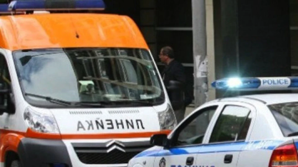 Трагедия: Двама загинали и куп ранени в ада с два влака край София, ужасът продължава!