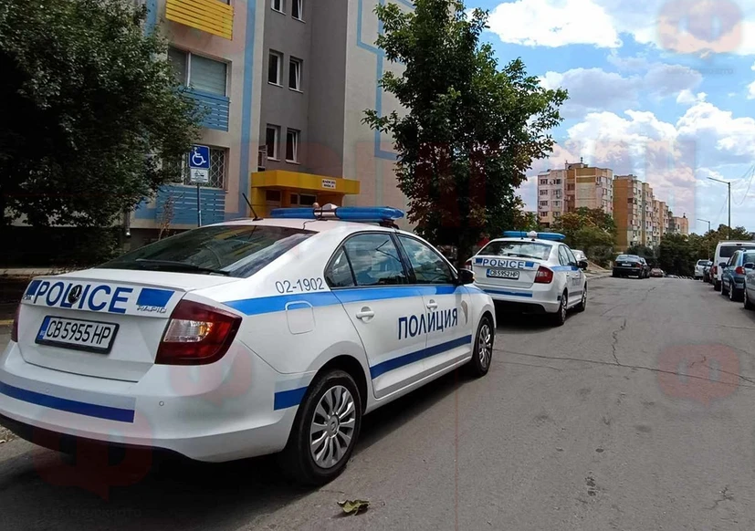 Екшън в Бургас: Не е за вярване какво задигнаха от автокъща