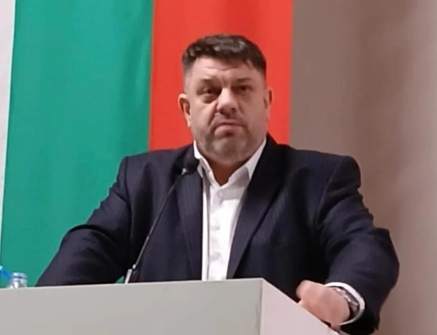 Дора Янкова отново оглави Обединението на жените социалистки в БСП