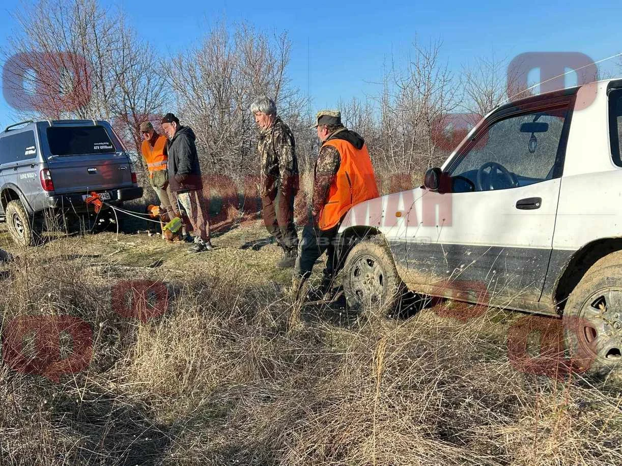 Жестоко убийство пред очите на куп свидетели край Обзор, закопчаха петима 