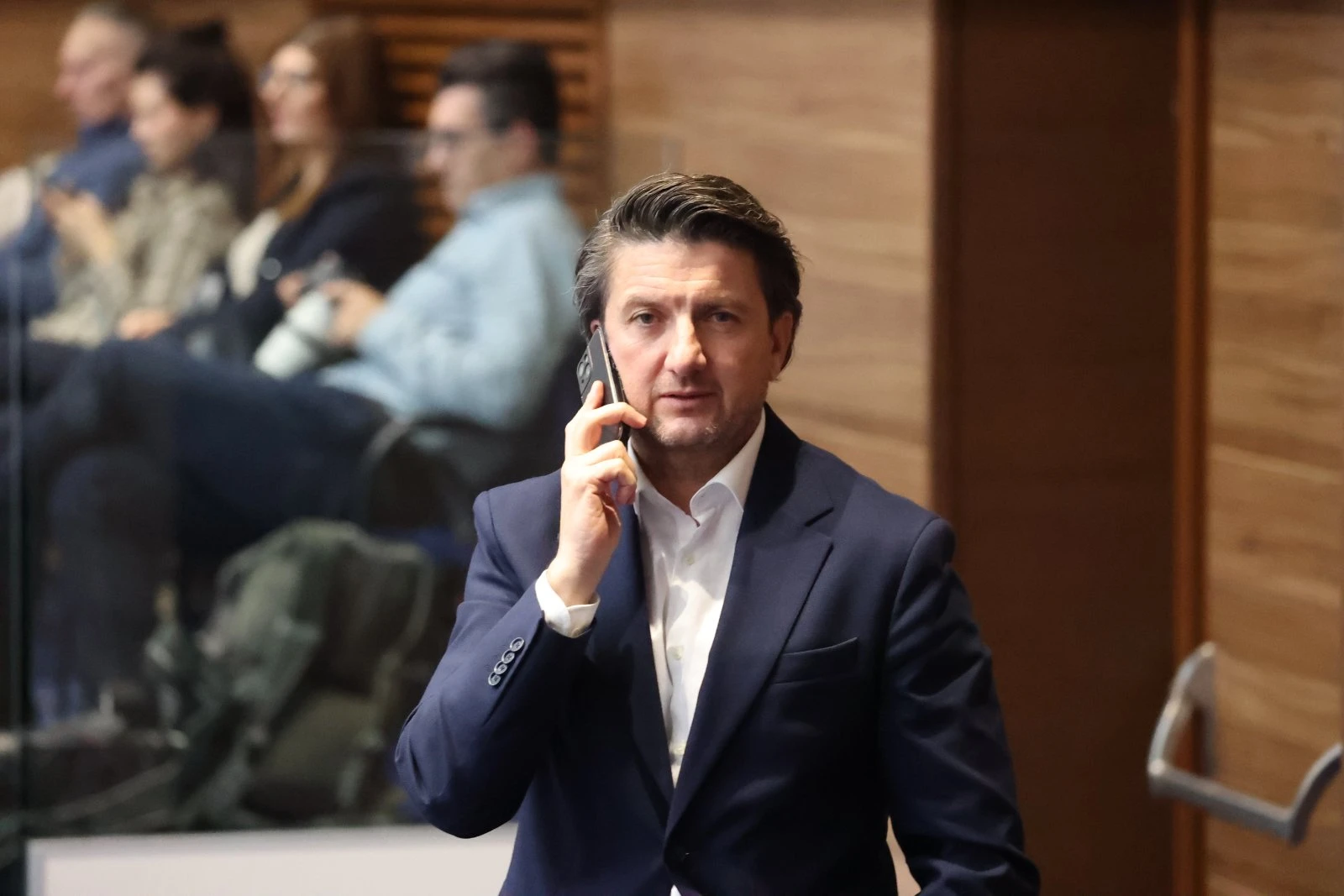 Министър с тежки думи към Румен Радев, призова го да...