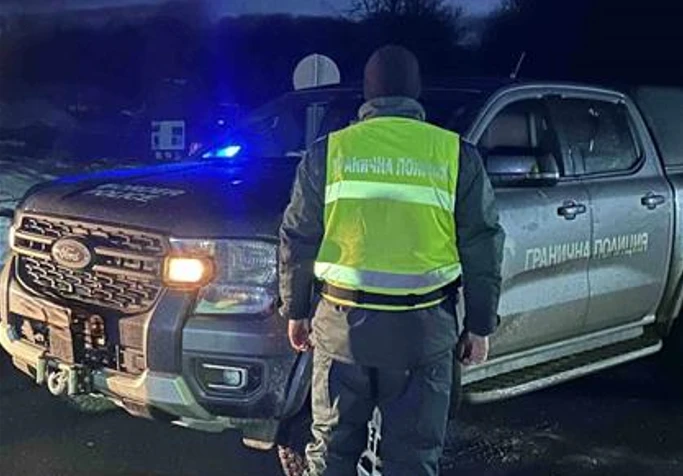 Разбиха група за трафик на бежанци по границата, ясно е кой е в дъното й