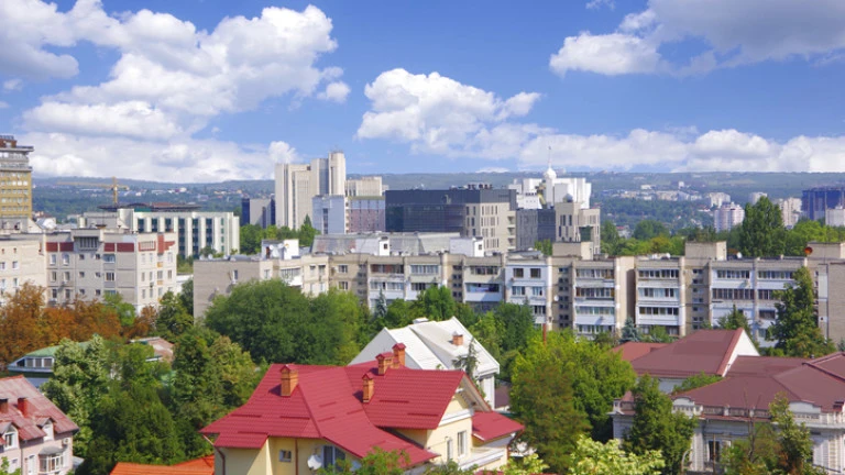 Нагоре - надолу: Kaĸ ce пpoмeниxa цeнитe нa жилищaтa y нac и пo cвeтa зa пocлeднитe 15 гoдини