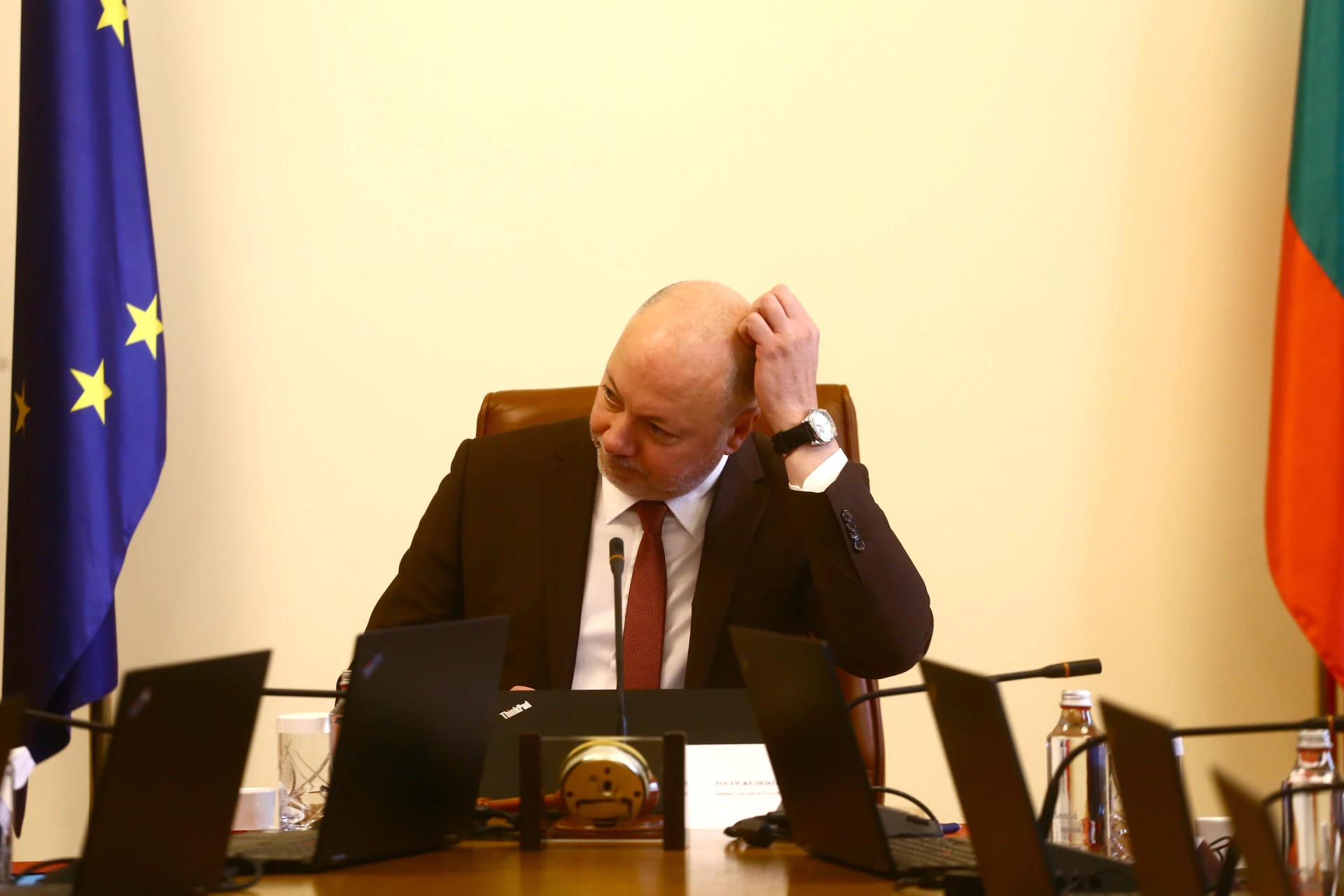 Желязков лети за Брюксел, Зеленски събира всички лидери 