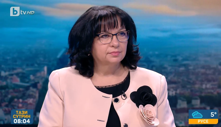 Петкова изобличи финансовите бомби, заложени от Асен Василев