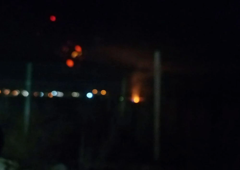 Пожар избухна в склад в Пазарджик СНИМКИ