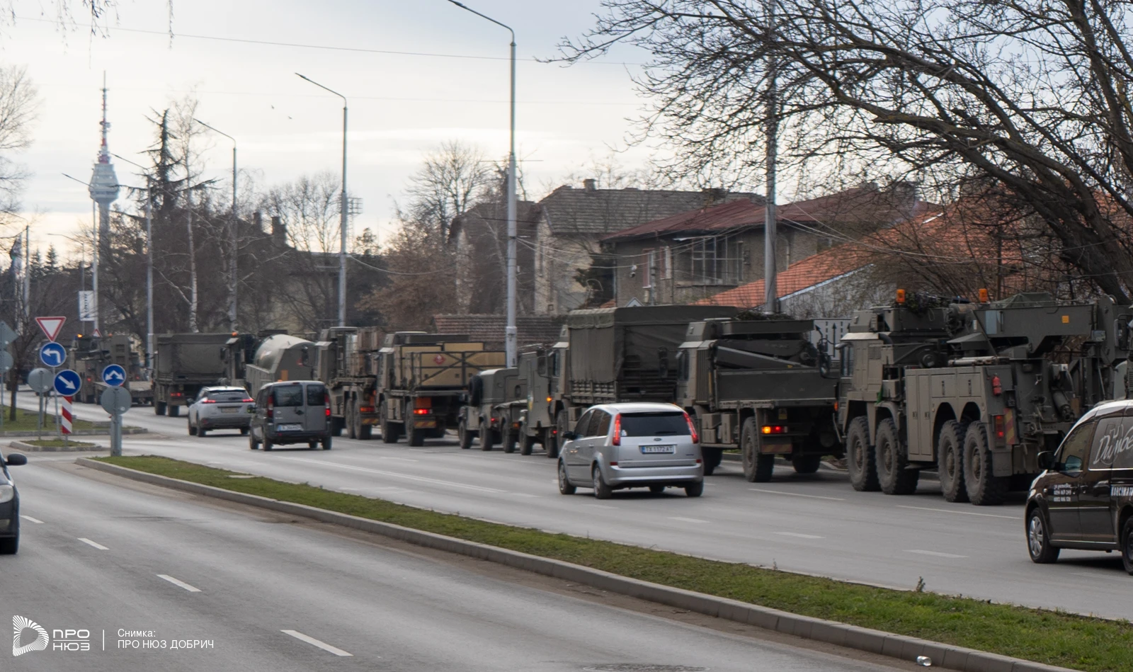 Военен конвой премина по улиците на Добрич СНИМКИ 
