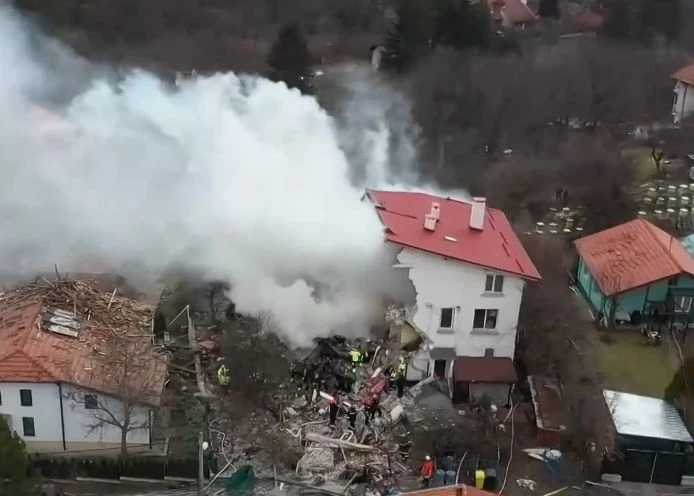 Горещи следи за трагедията в Банкя и взривената къща