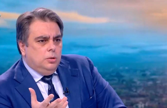 Асен Василев се изплаши от Делян Добрев, шашна Цънцарова с отговор за почивка в Бали