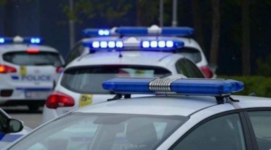 Около храмовете в София почерня от полиция