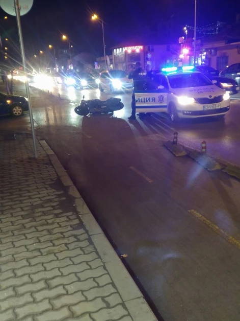 Бясна гонка по ключов столичен булевард, ченгета летят след... СНИМКИ