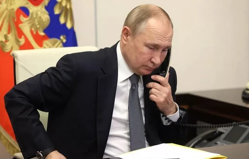 Президентът на голяма държава вдигна телефона на Путин и тръгва към Москва