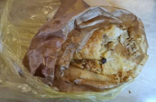 Майка от София купи закуски на 4-г. си дете и се ужаси като ги разчупи СНИМКИ