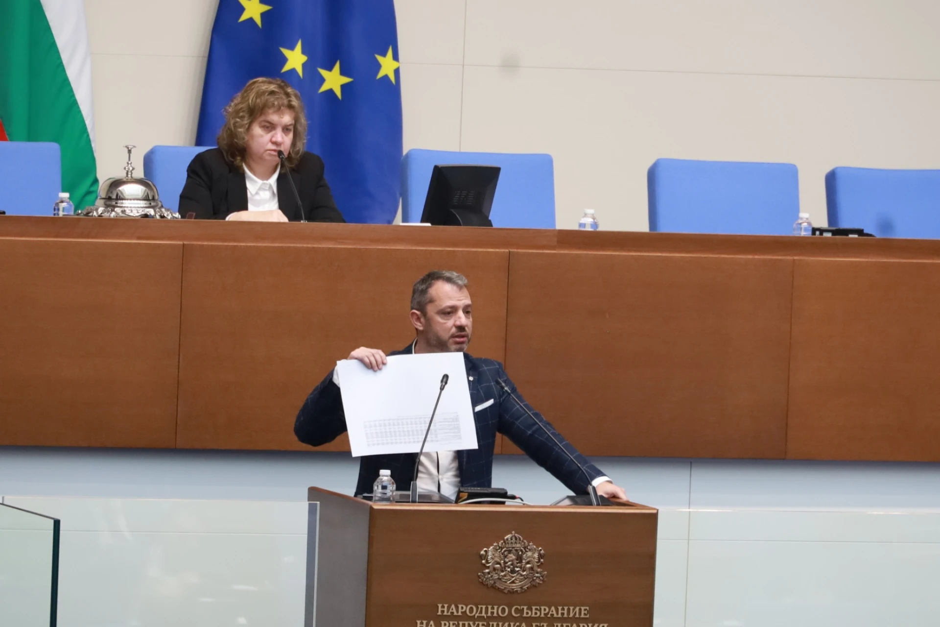 Теменужка Петкова сви сърцата на българите, ето откъде идва дупката от 18 млрд. лв. в бюджета БЛИЦ Live