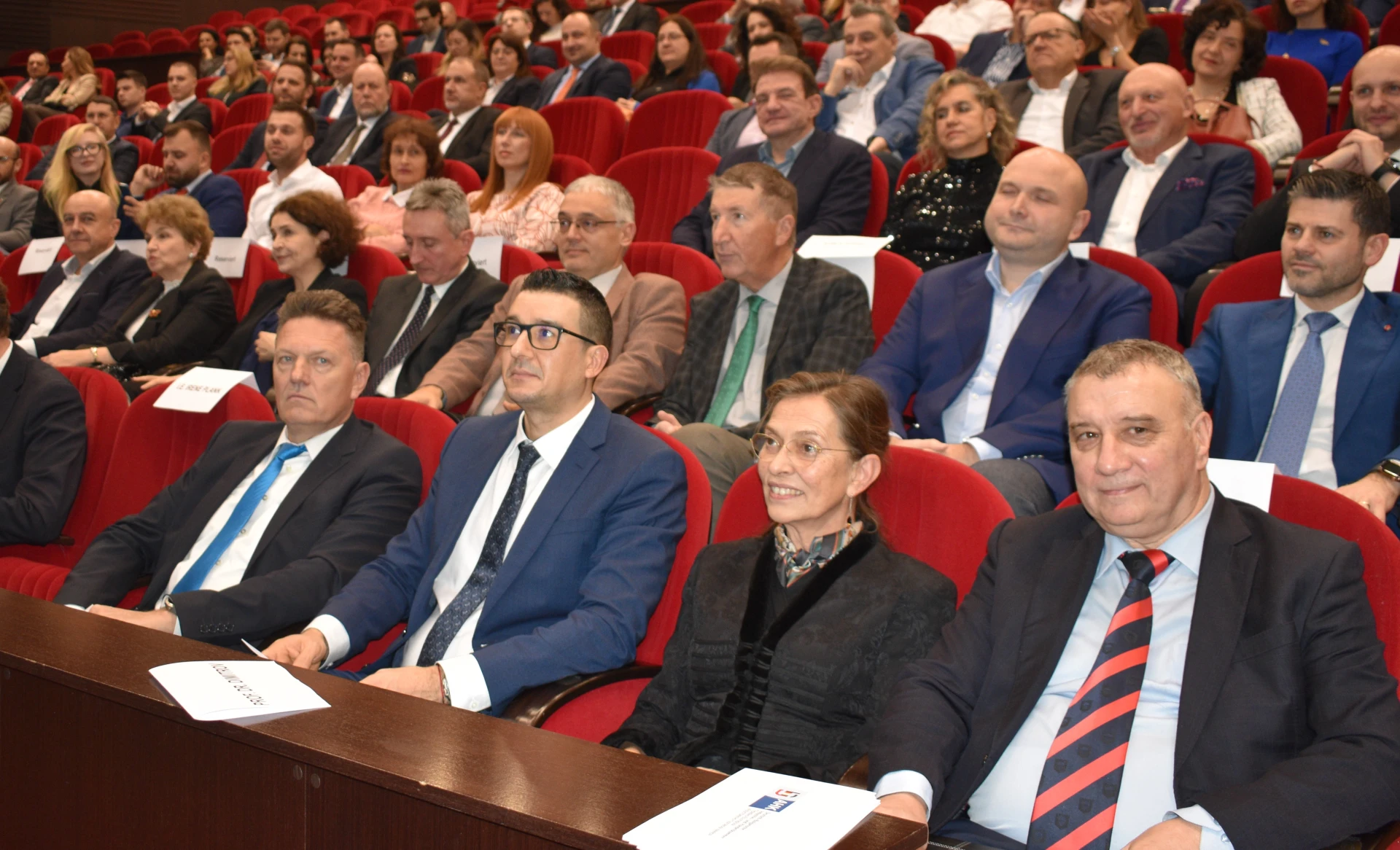 Министър Дилов: Германия е водещ външнотърговски партньор на България. Инвестициите на германските компании у нас са 4.4 млрд. евро