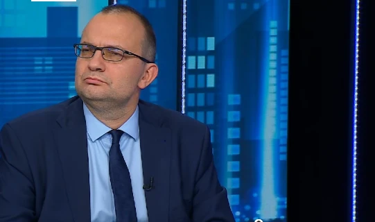 Див екшън в "Панорама"! Костадинов и Мартин Димитров се хванаха за гушите заради еврозоната