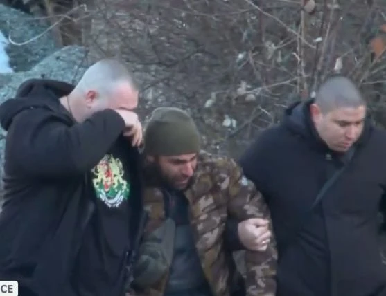 Неочаквани разкрития за семейството на убитите във Вакарел деца ВИДЕО