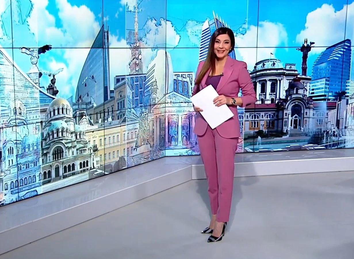 Нова рокада в БНТ! В ранни зори на екран се появи... СНИМКИ