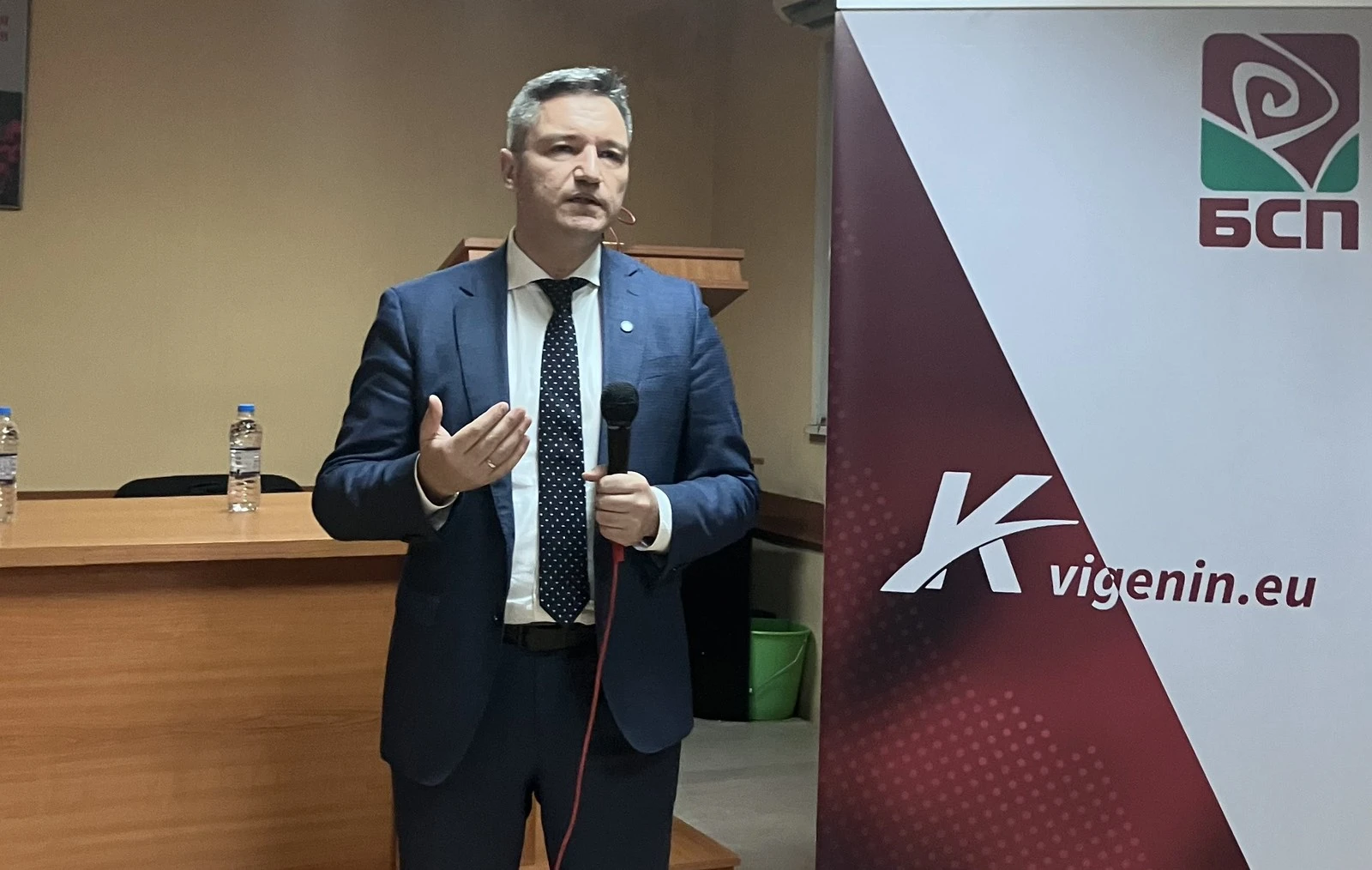 Кристиан Вигенин в Пловдив: Ще създадем мрежа от млади учени, трябва да възстановим интелектуалния потенциал на БСП - Прессъобщение