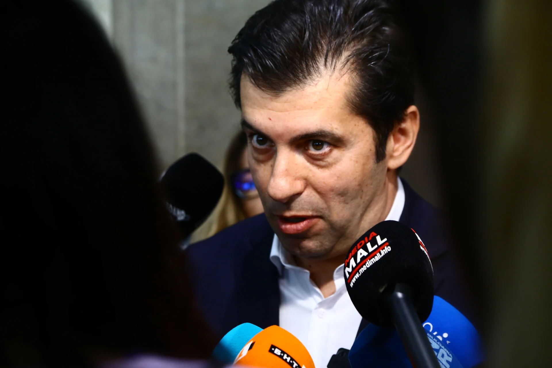 Петков с нова издънка, посегна на лидера на ЕНП